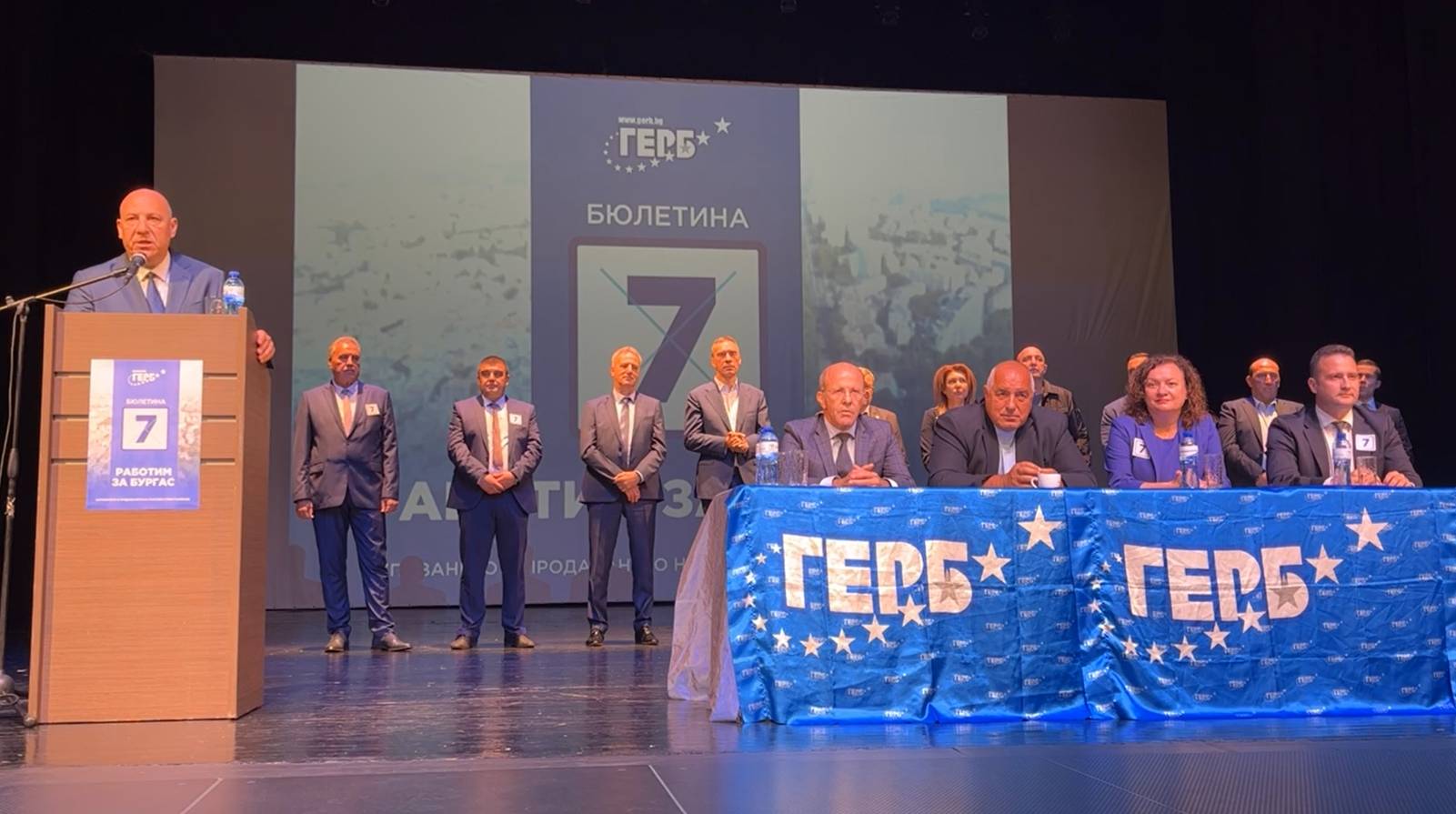  Кметът на Поморие Иван Алексиев 